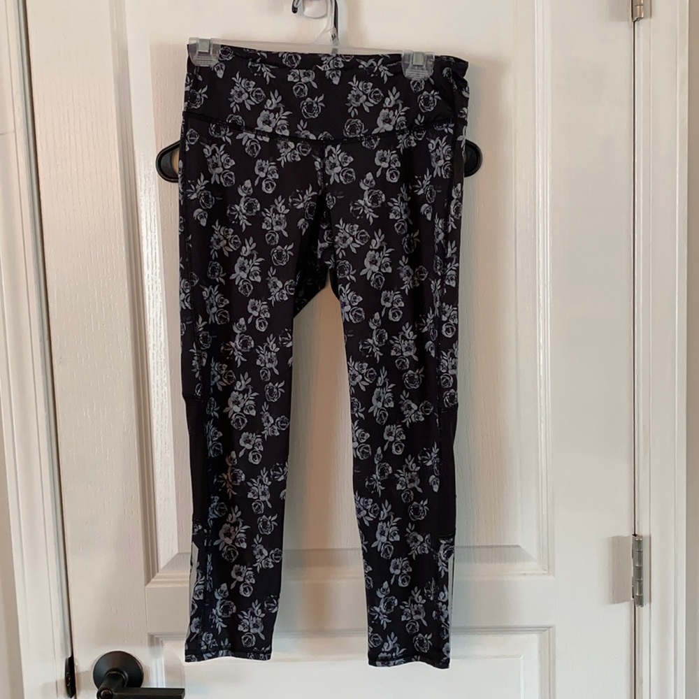 Old Navy active leggings